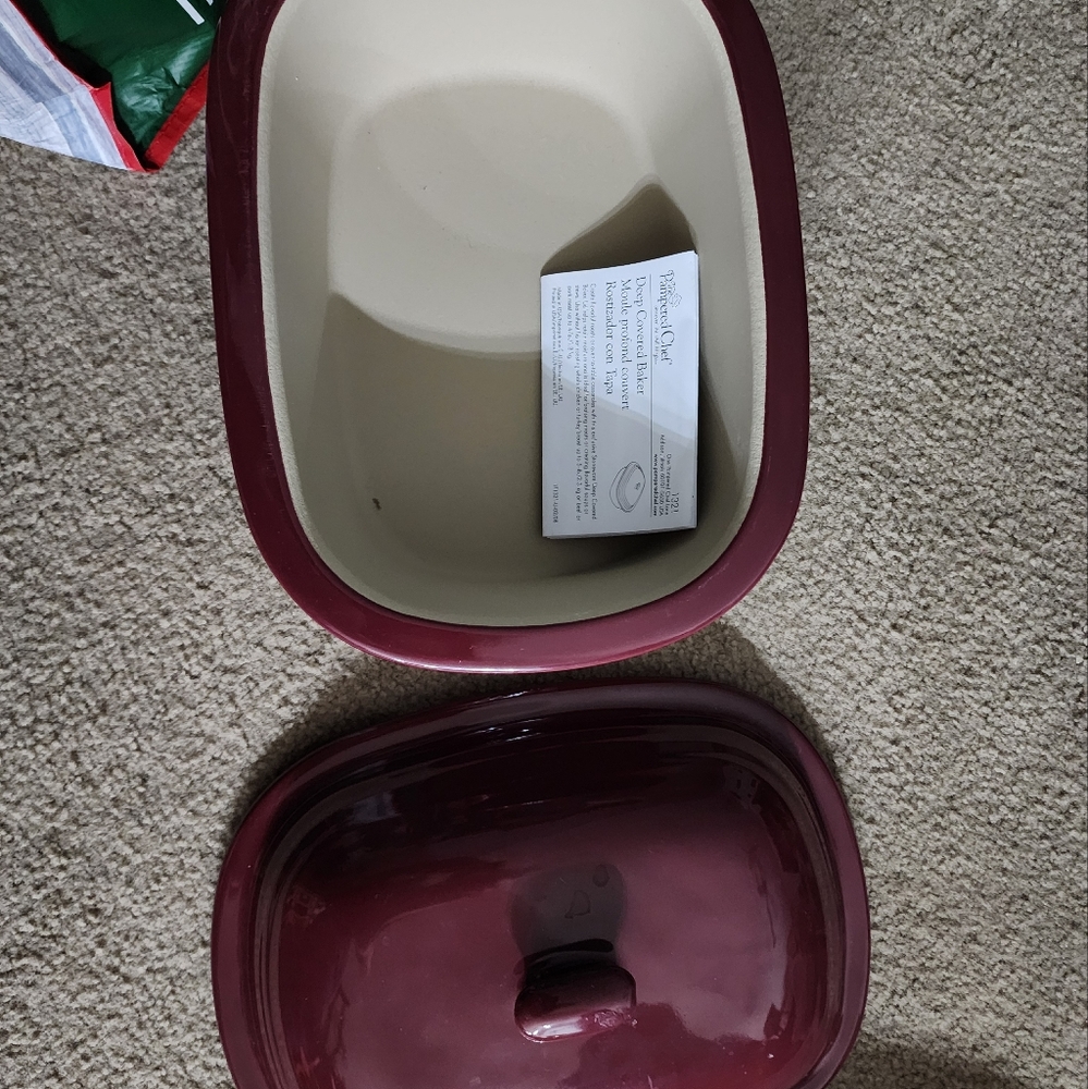 Pampered chef deep covered baker